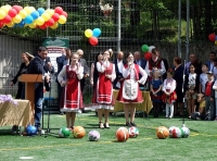 В българския теоретичен лицей ВАСИЛ ЛЕВСКИ в Кишинев бе открита многофункционална спортна площадка