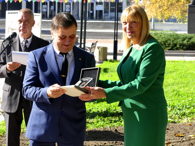 Ротари клуб – Нова Загора отдаде почит на Стоян Омарчевски