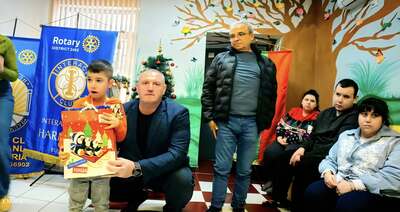 Коледна надежда и усмивки в Дневен център „Надежда“ – Харманли