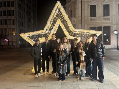 ИАК СМГ Купи и дари vol. 3: По Коледа стават чудеса -  15 тона хранителни продукти достигнаха до над 1300 човека