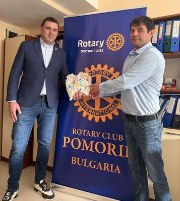 Сдружение „Инсайт - ИПМ“ и Ротари клуб Поморие дариха терапевтични игри на училищата в общината