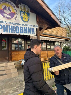Доброто разцъфтя в „Грижовник“: Ротари клуб Бургас създаде външно пространство за социална градина за хора с деменция