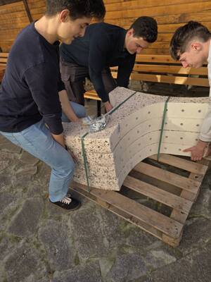 Ротари клуб Бургас с подкрепа за деца с увреждания и възрастни с деменция